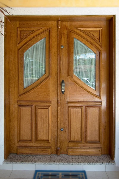 Porta de madeira com vidro dupla
