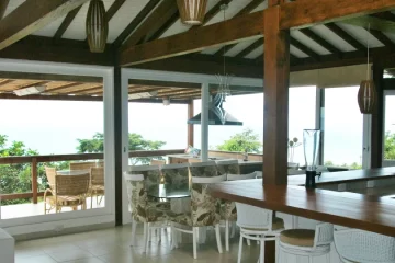 Portas e janelas para casas de praia