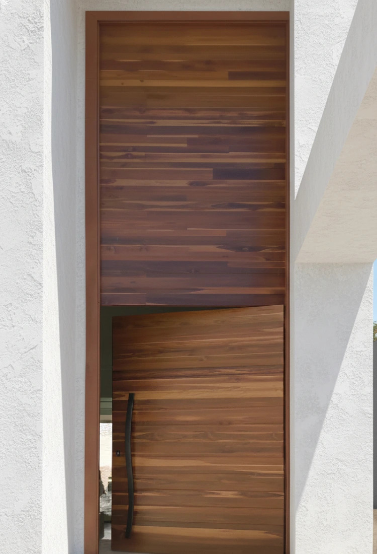 Porta com bandeira superior Porta com bandeira superior